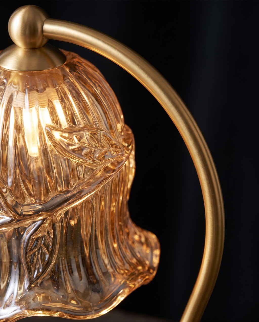 TAGEPUJIE candle warmer lamp, detail close-up