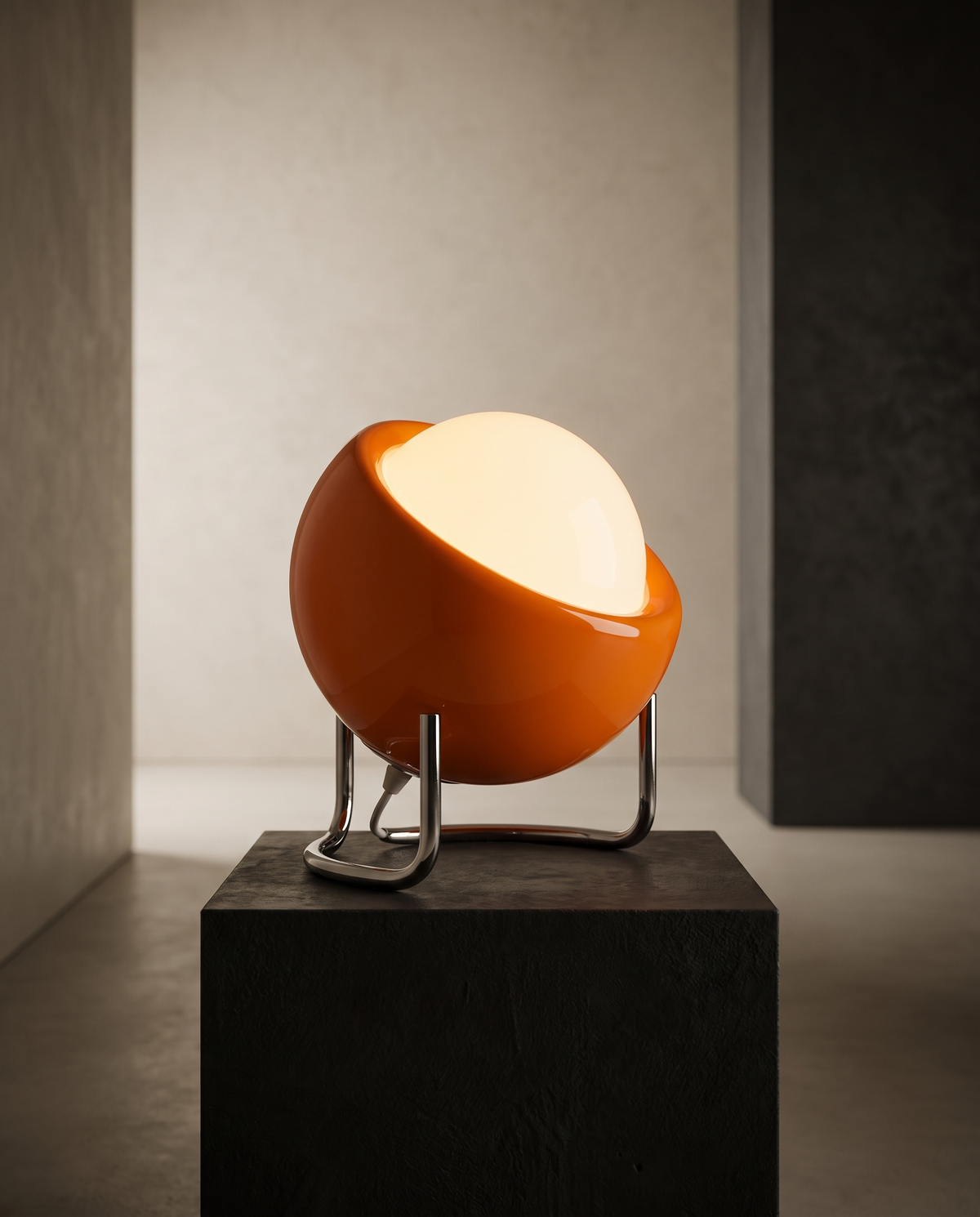 Solene table lamp, editorial hero shot