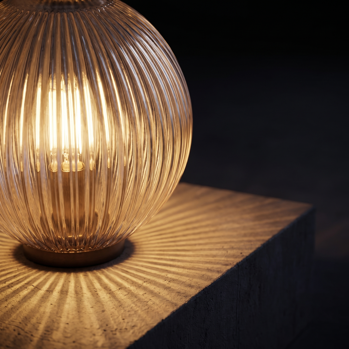 Marée table lamp, detail close-up