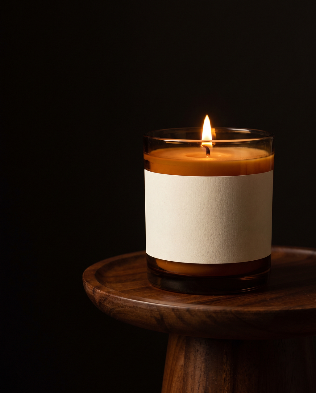 Alder — The Balsam & Cedarwood candle, third angle